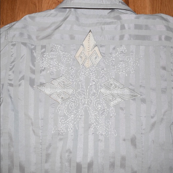 Eddie Domani Men’s Embroidered Button Down Shirt - Picture 6 of 11